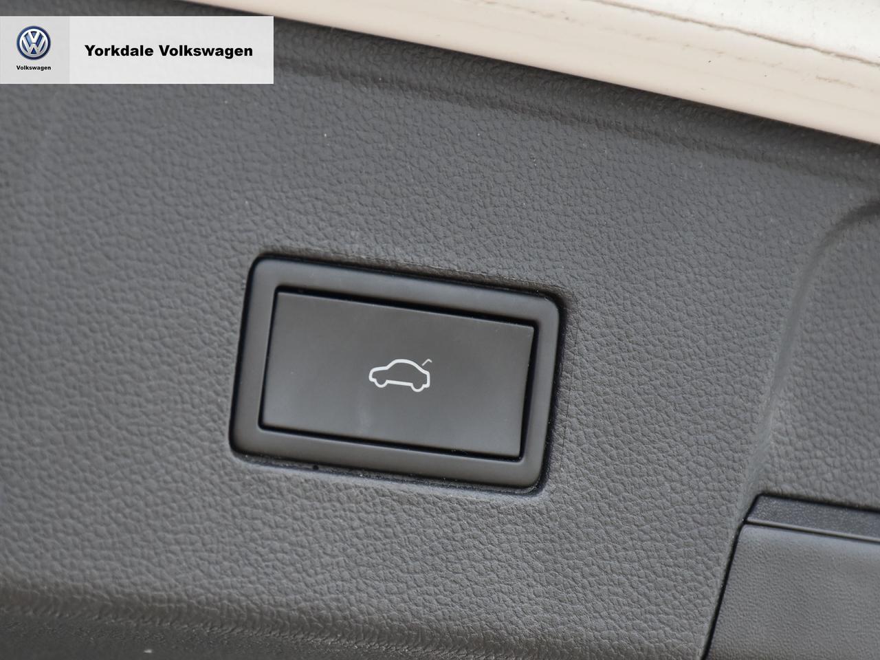 2022 Volkswagen Atlas HIGHLINE Photo