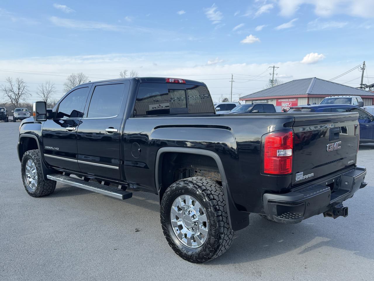 2016 GMC Sierra 3500HD DENALI DURAMAX 4X4 Photo