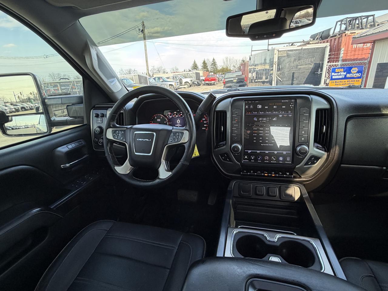 2016 GMC Sierra 3500HD DENALI DURAMAX 4X4 Photo