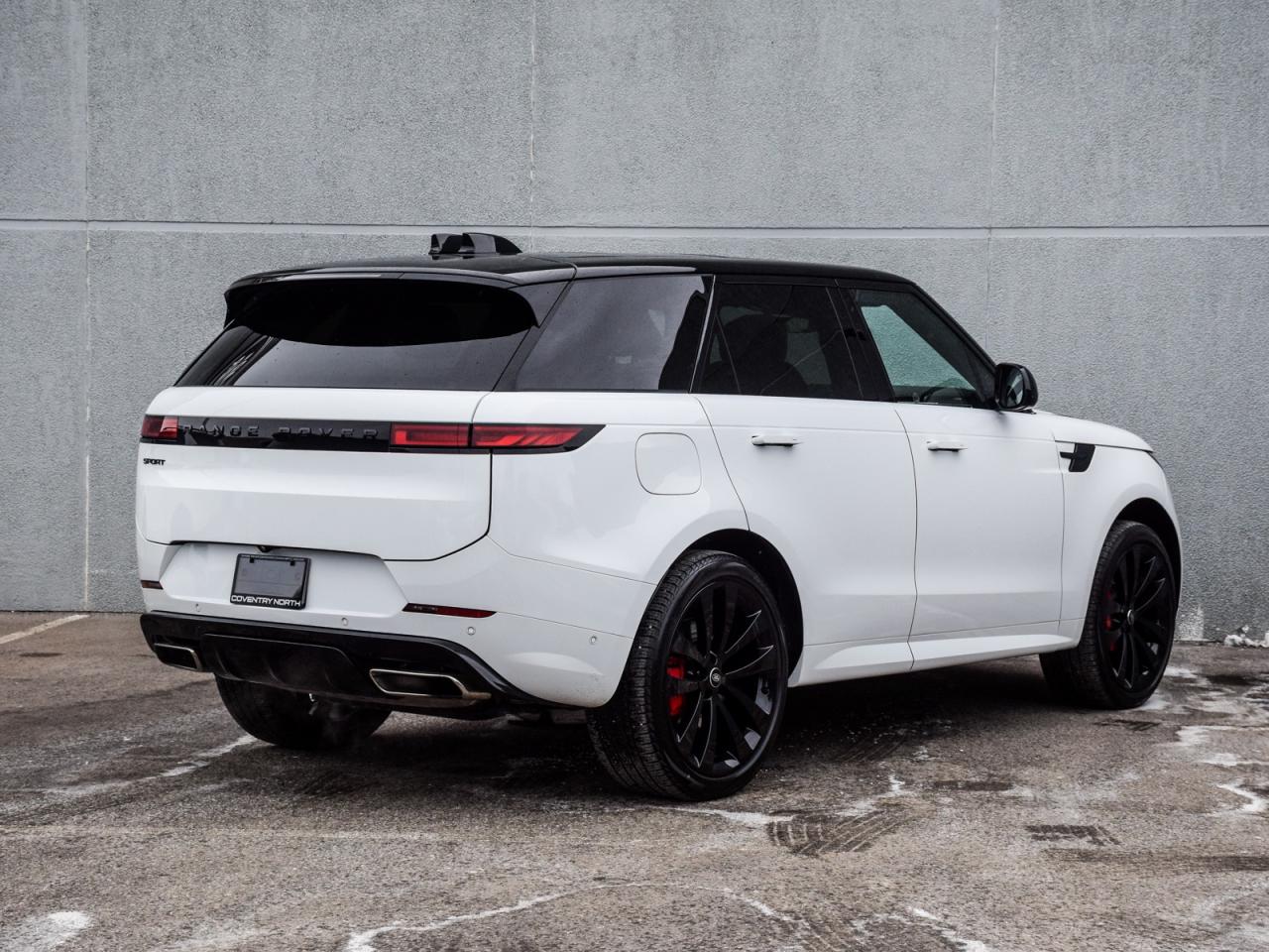 2024 Land Rover Range Rover Sport Dynamic SE Photo