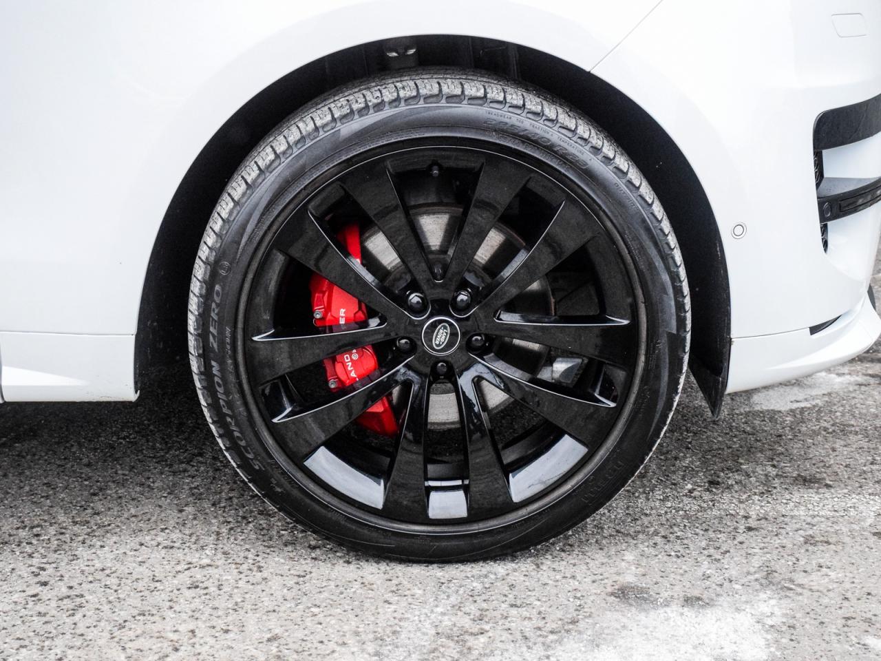 2024 Land Rover Range Rover Sport Dynamic SE Photo