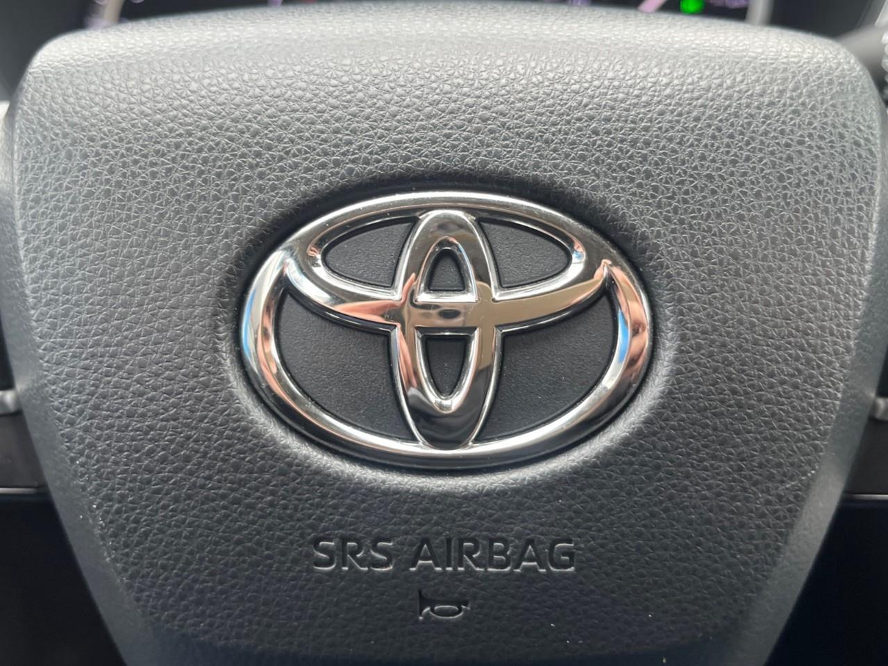 2022 Toyota Highlander LIMITED EXTRA CLEAN NEW TIRES Photo