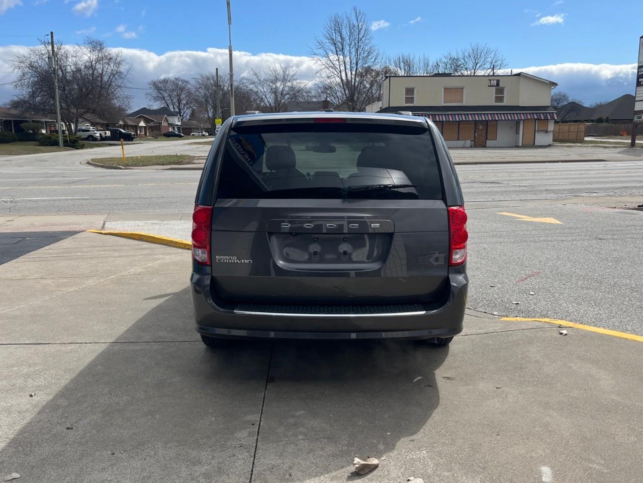 2019 Dodge Grand Caravan PWR DOORS AND DVD Photo