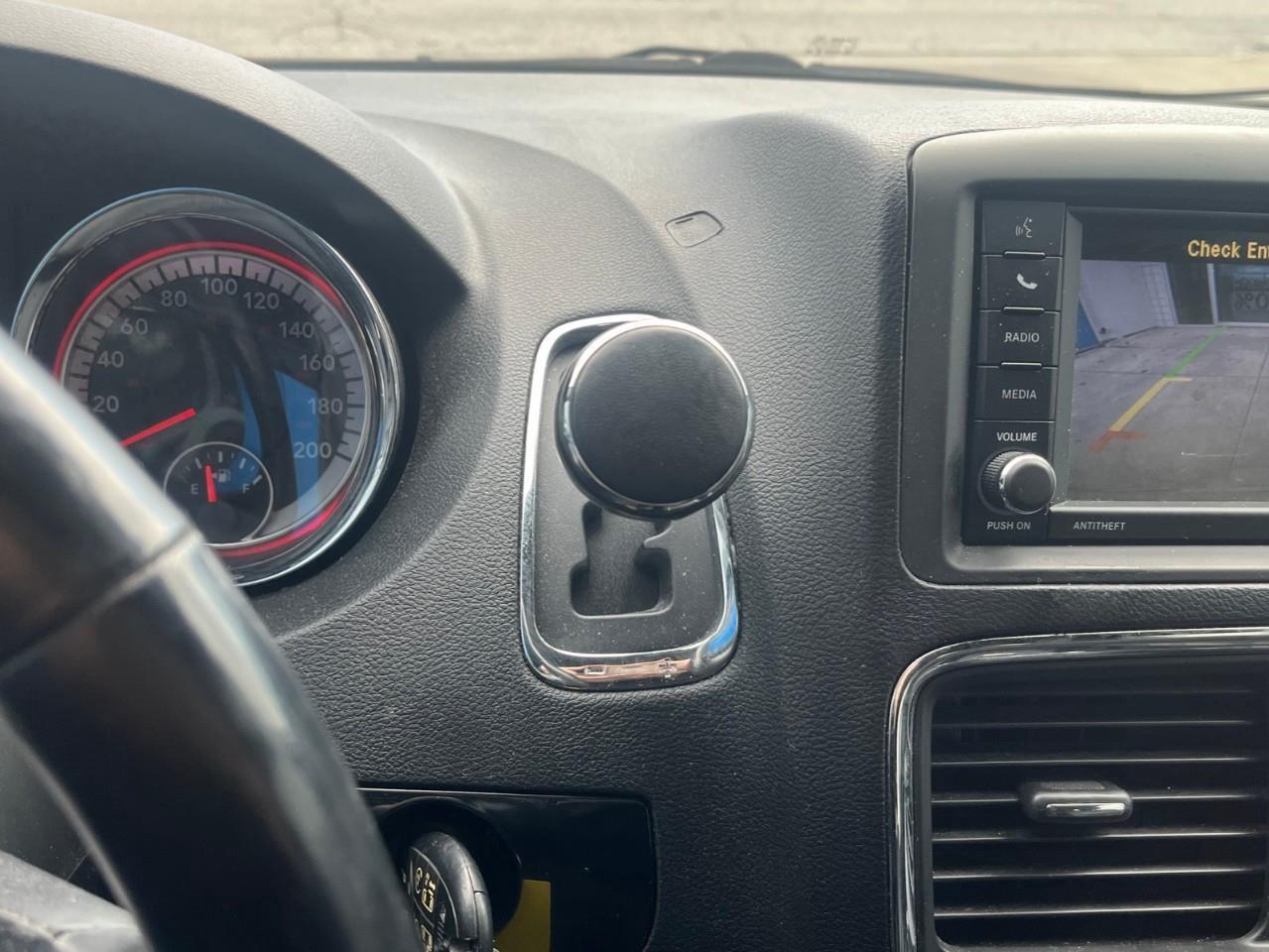 2019 Dodge Grand Caravan PWR DOORS AND DVD Photo