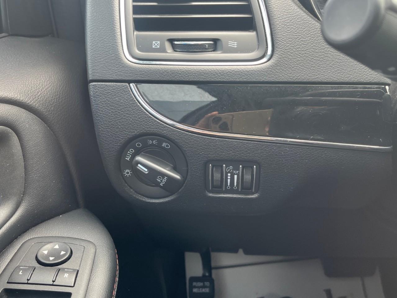 2019 Dodge Grand Caravan PWR DOORS AND DVD Photo