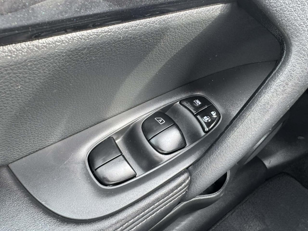 2018 Nissan Rogue AWD SL Photo