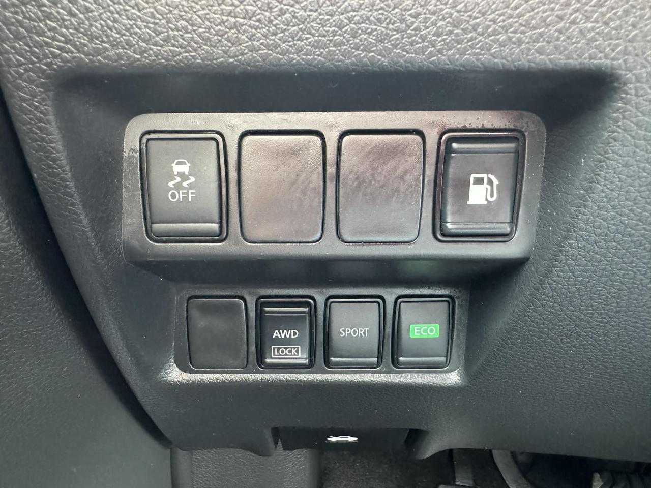 2018 Nissan Rogue AWD SL Photo