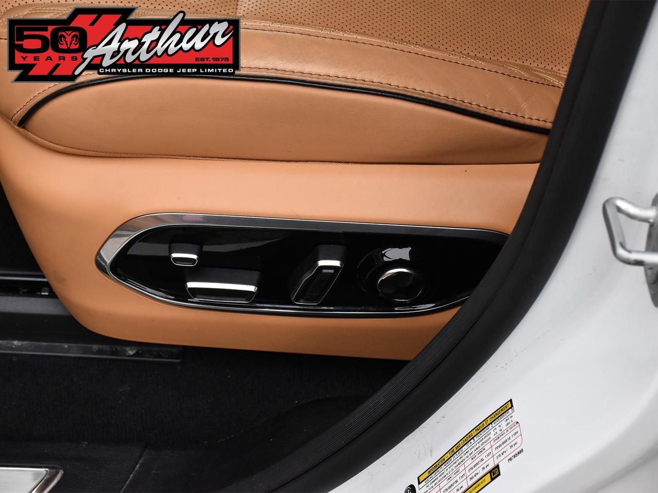 2023 Jeep Grand Cherokee Summit Reserve 4x4 Photo