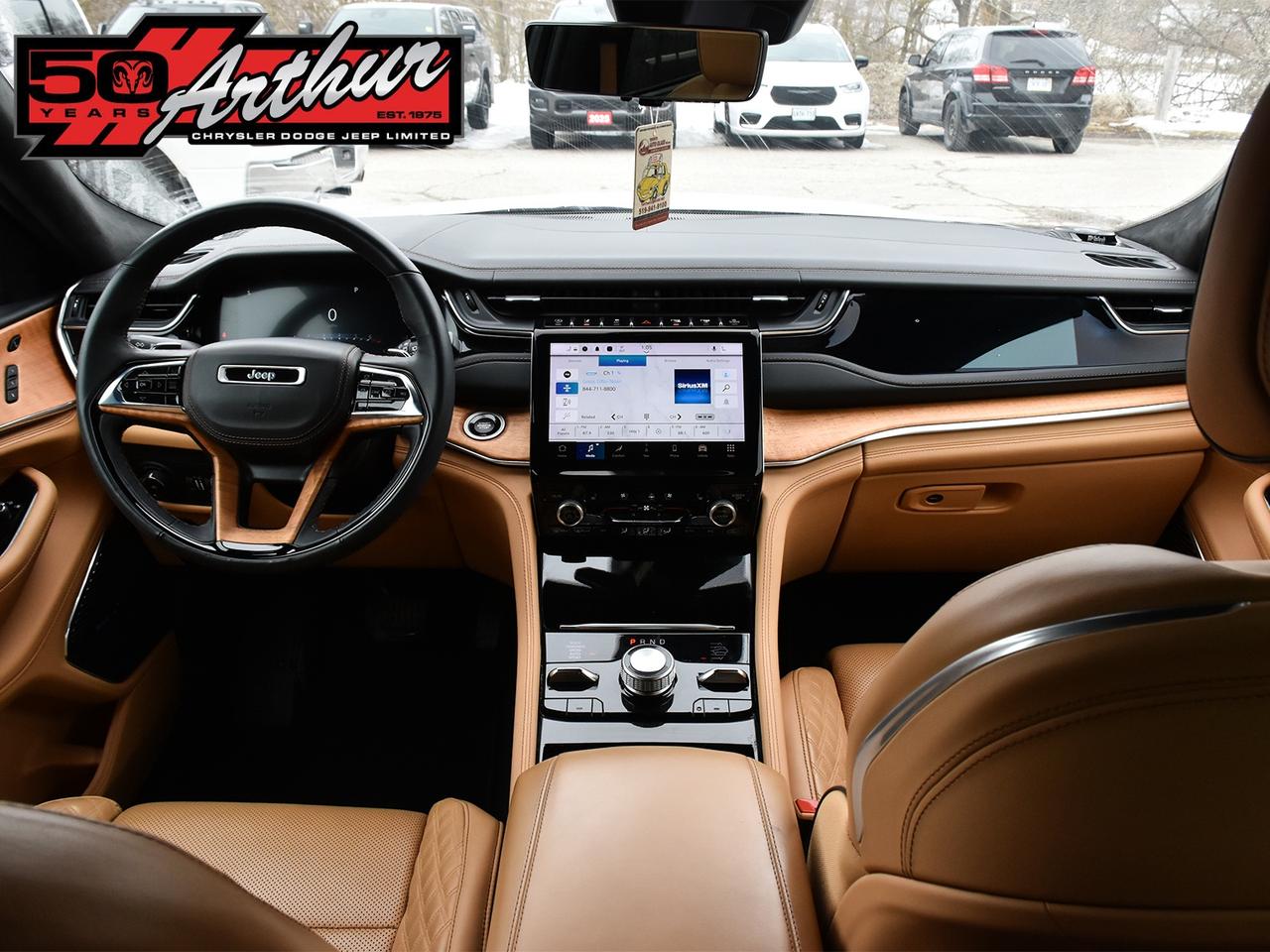 2023 Jeep Grand Cherokee Summit Reserve 4x4 Photo