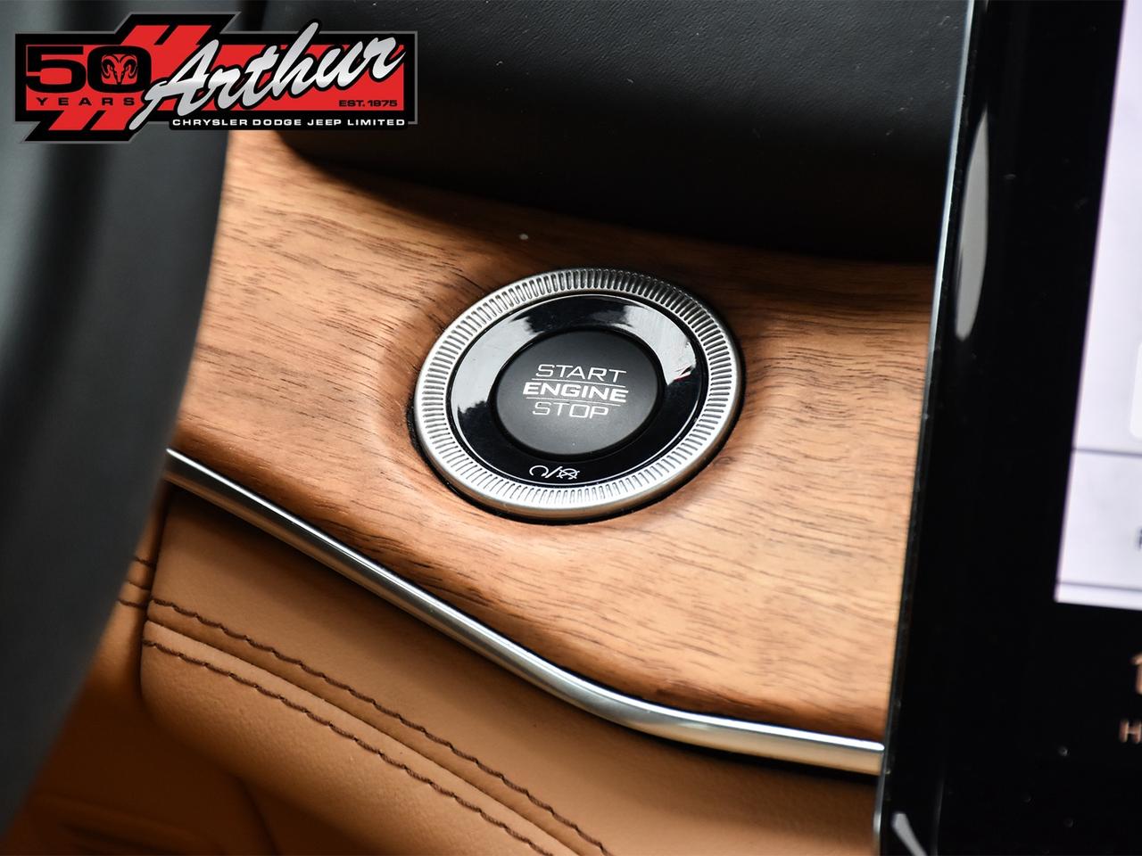 2023 Jeep Grand Cherokee Summit Reserve 4x4 Photo