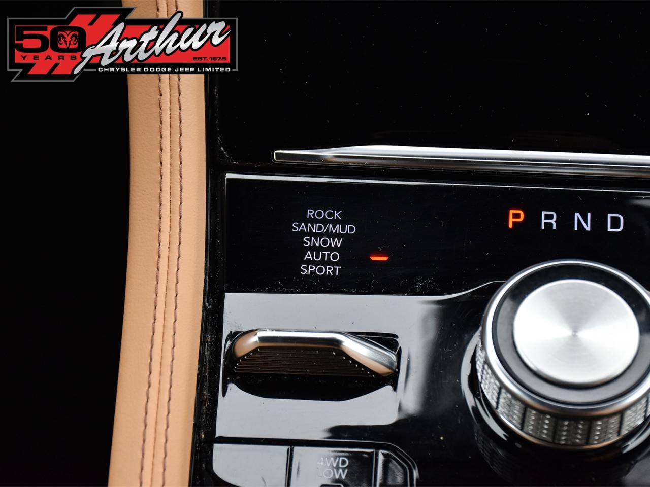 2023 Jeep Grand Cherokee Summit Reserve 4x4 Photo