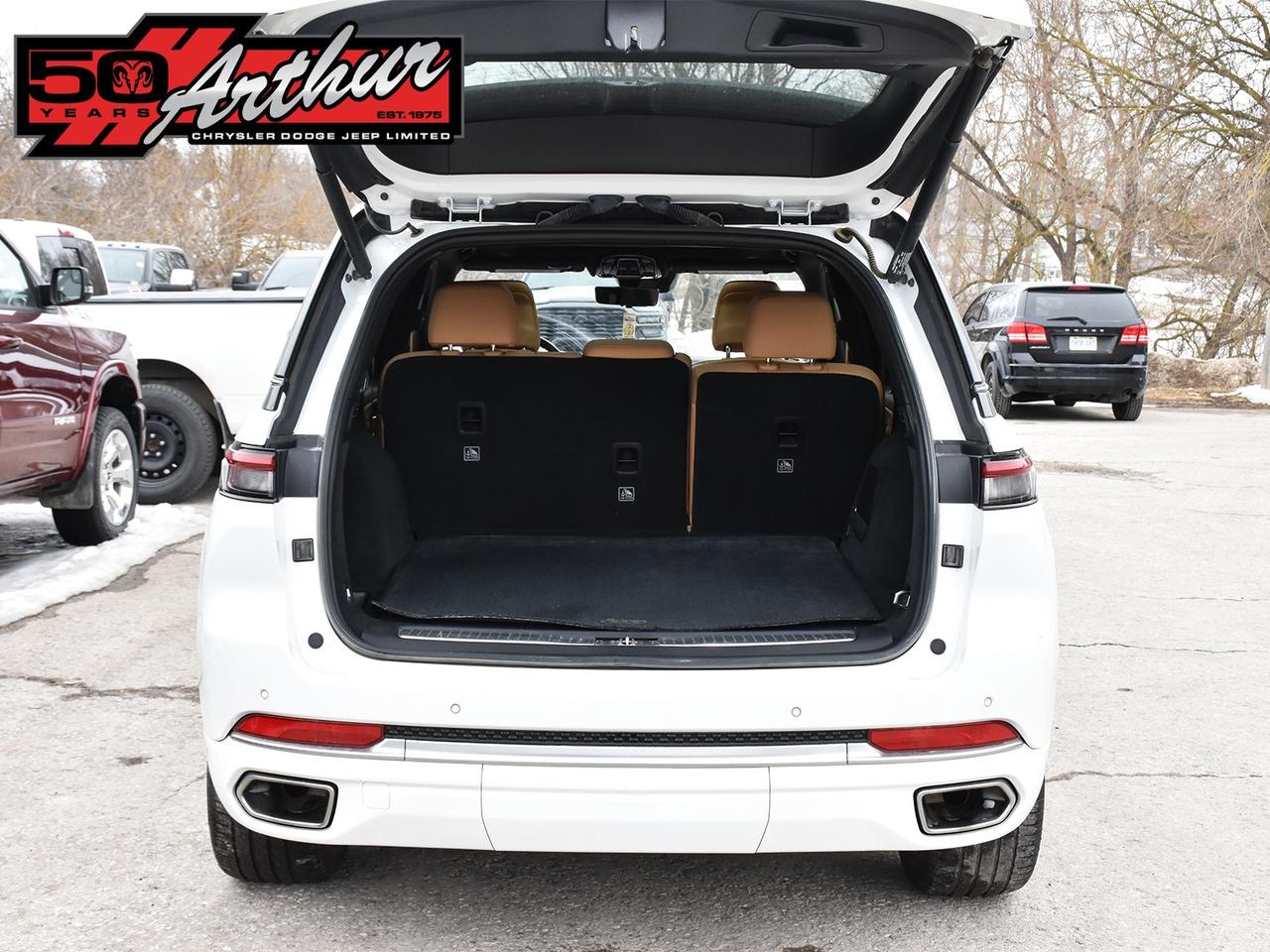 2023 Jeep Grand Cherokee Summit Reserve 4x4 Photo