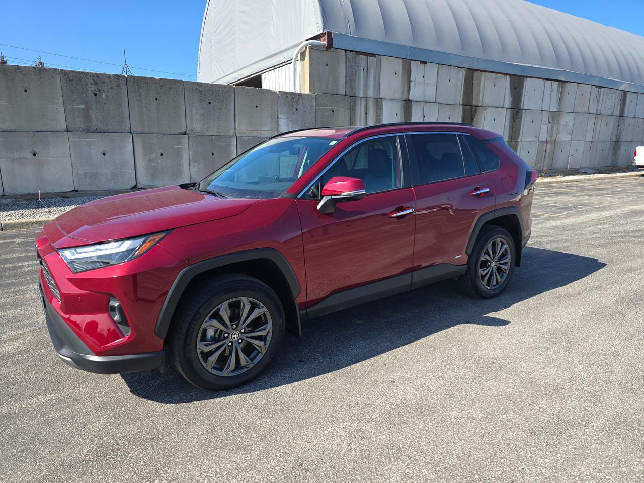 2023 Toyota RAV4 Hybrid Limited 4dr All-Wheel Drive Photo0