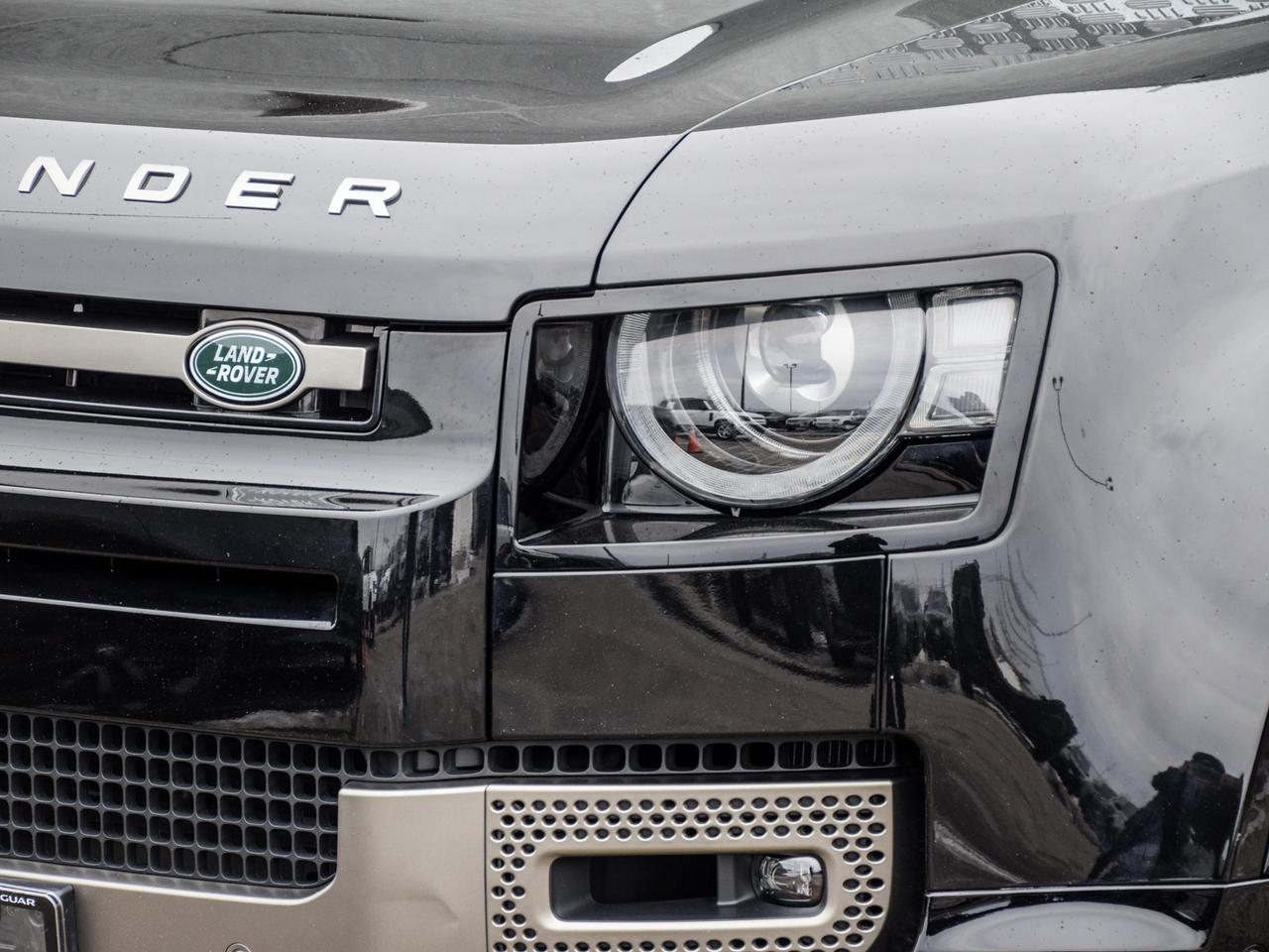 2024 Land Rover Defender X-Dynamic SE Photo