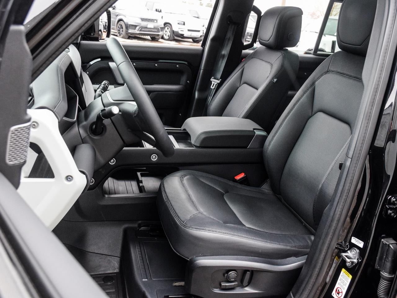 2024 Land Rover Defender X-Dynamic SE Photo