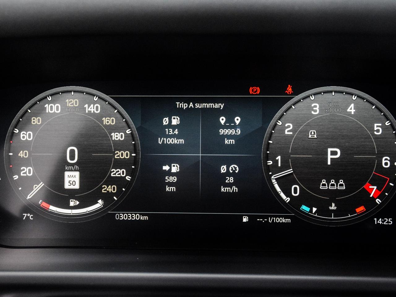 2024 Land Rover Defender X-Dynamic SE Photo
