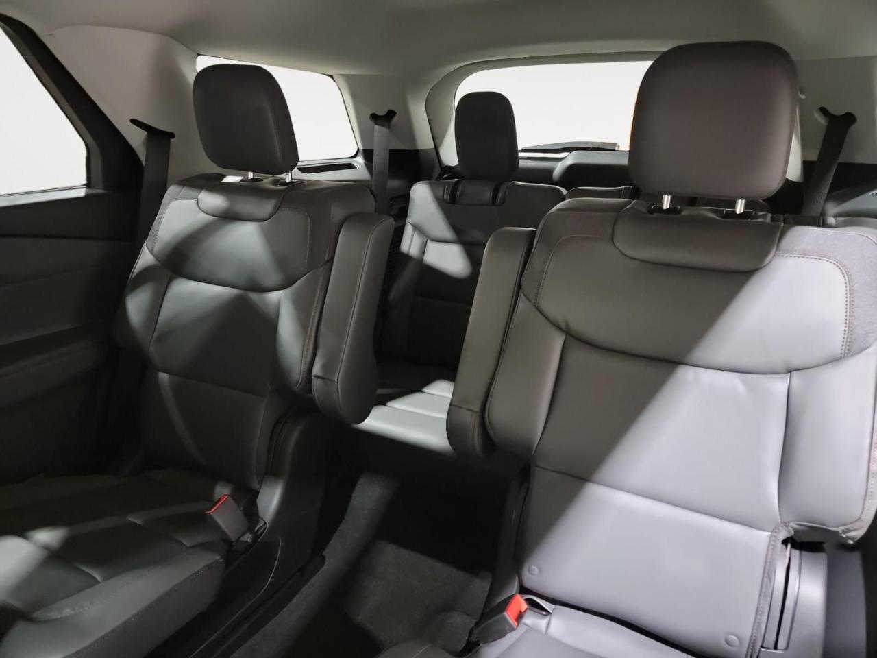 2026 Ford Explorer Active 4dr 4x4 Photo