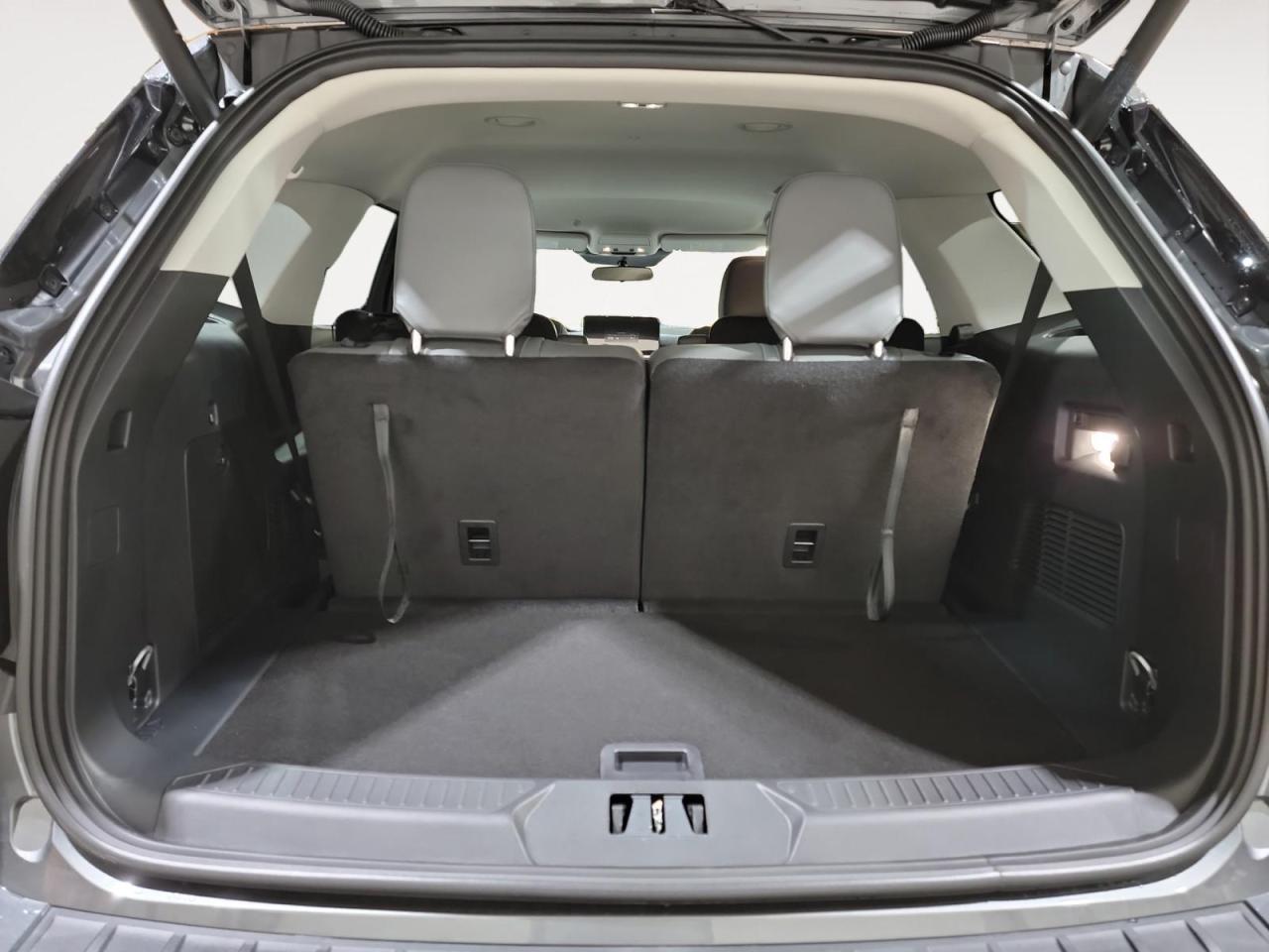 2026 Ford Explorer Active 4dr 4x4 Photo