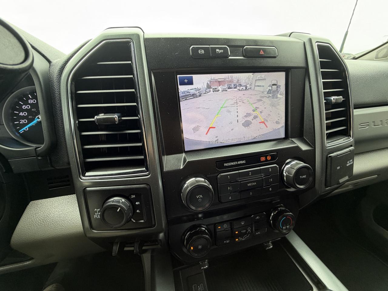 2022 Ford F-250 XLT LEVEL/WHEEL/TIRE/LEATHER PKG! Photo