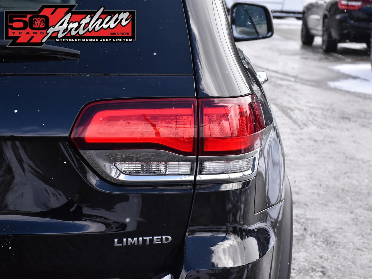 2021 Jeep Grand Cherokee LIMITED 4X4 Photo