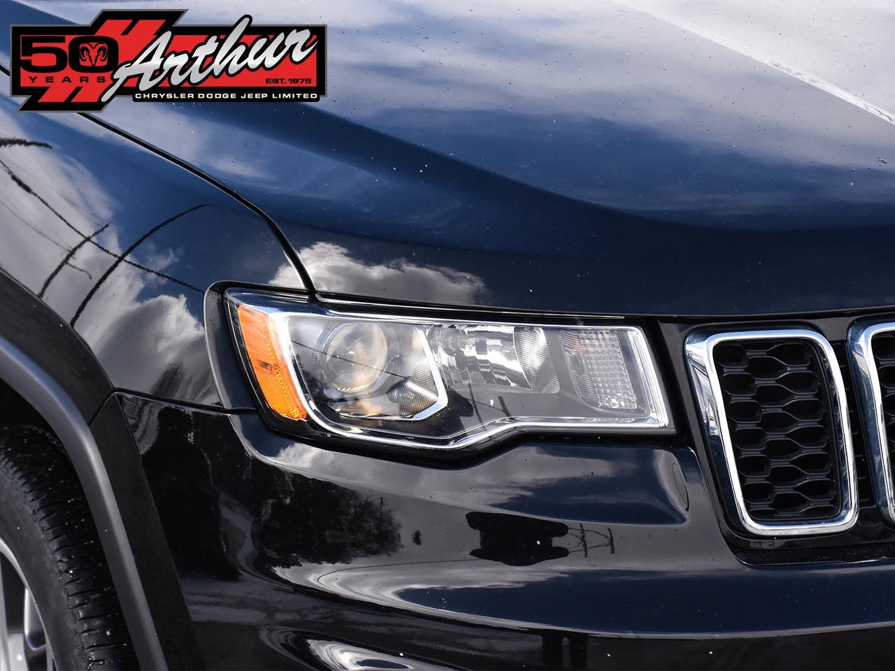 2021 Jeep Grand Cherokee LIMITED 4X4 Photo