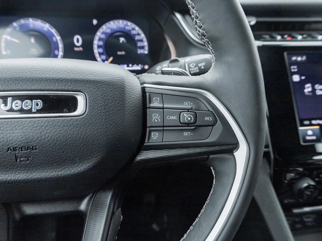 2024 Jeep Grand Cherokee Altitude Photo