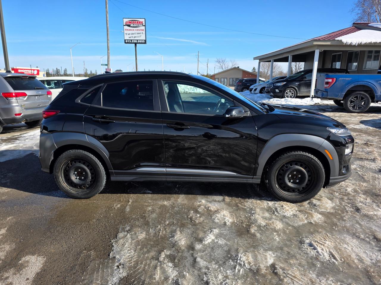 2021 Hyundai KONA electric Essential 4dr Front-Wheel Drive Photo4