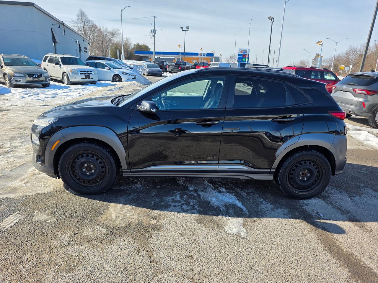 2021 Hyundai KONA electric Essential 4dr Front-Wheel Drive Photo3