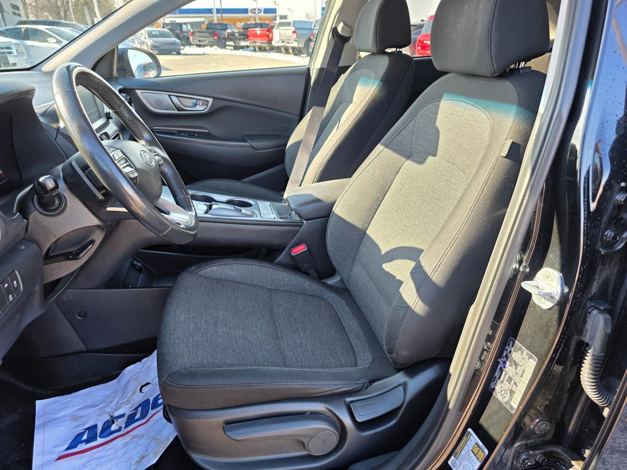 2021 Hyundai KONA electric Essential 4dr Front-Wheel Drive Photo