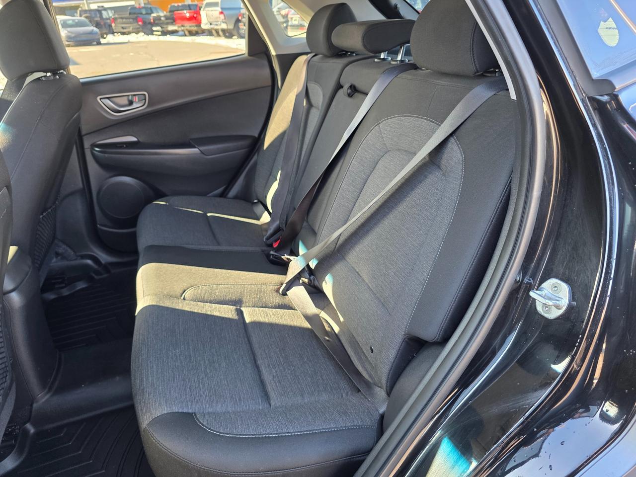 2021 Hyundai KONA electric Essential 4dr Front-Wheel Drive Photo