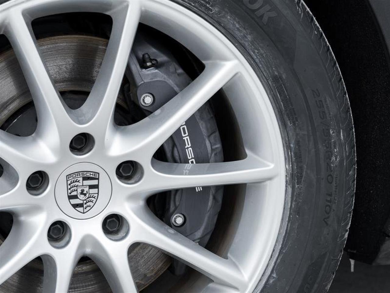 2024 Porsche Cayenne AWD CPO Premium Pkg Surround View Roof Rails in Al Photo