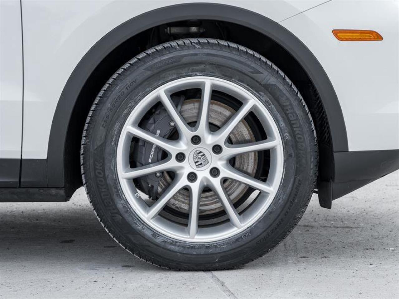 2024 Porsche Cayenne AWD CPO Premium Pkg Surround View Roof Rails in Al Photo