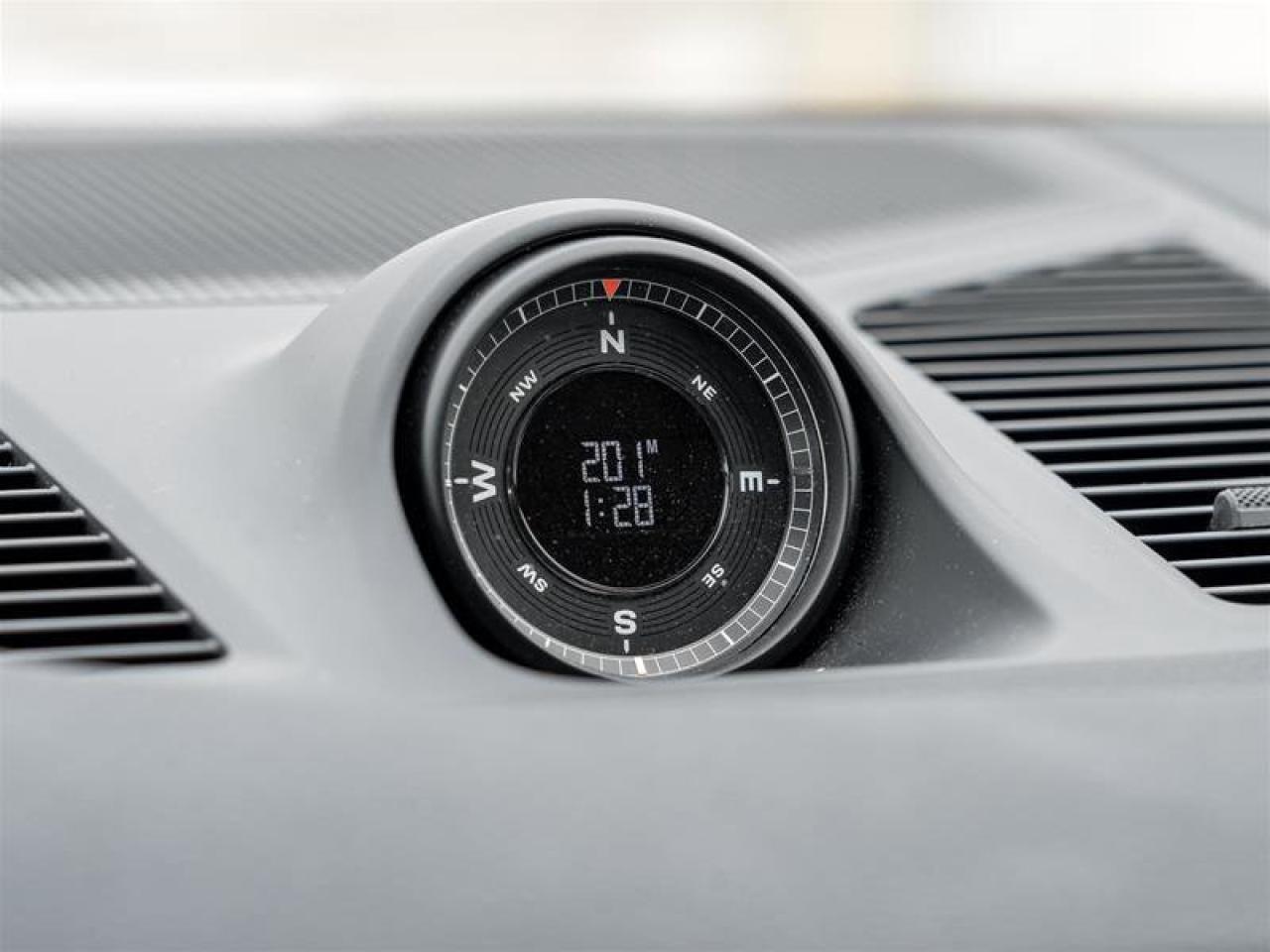 2024 Porsche Cayenne AWD CPO Premium Pkg Surround View Roof Rails in Al Photo