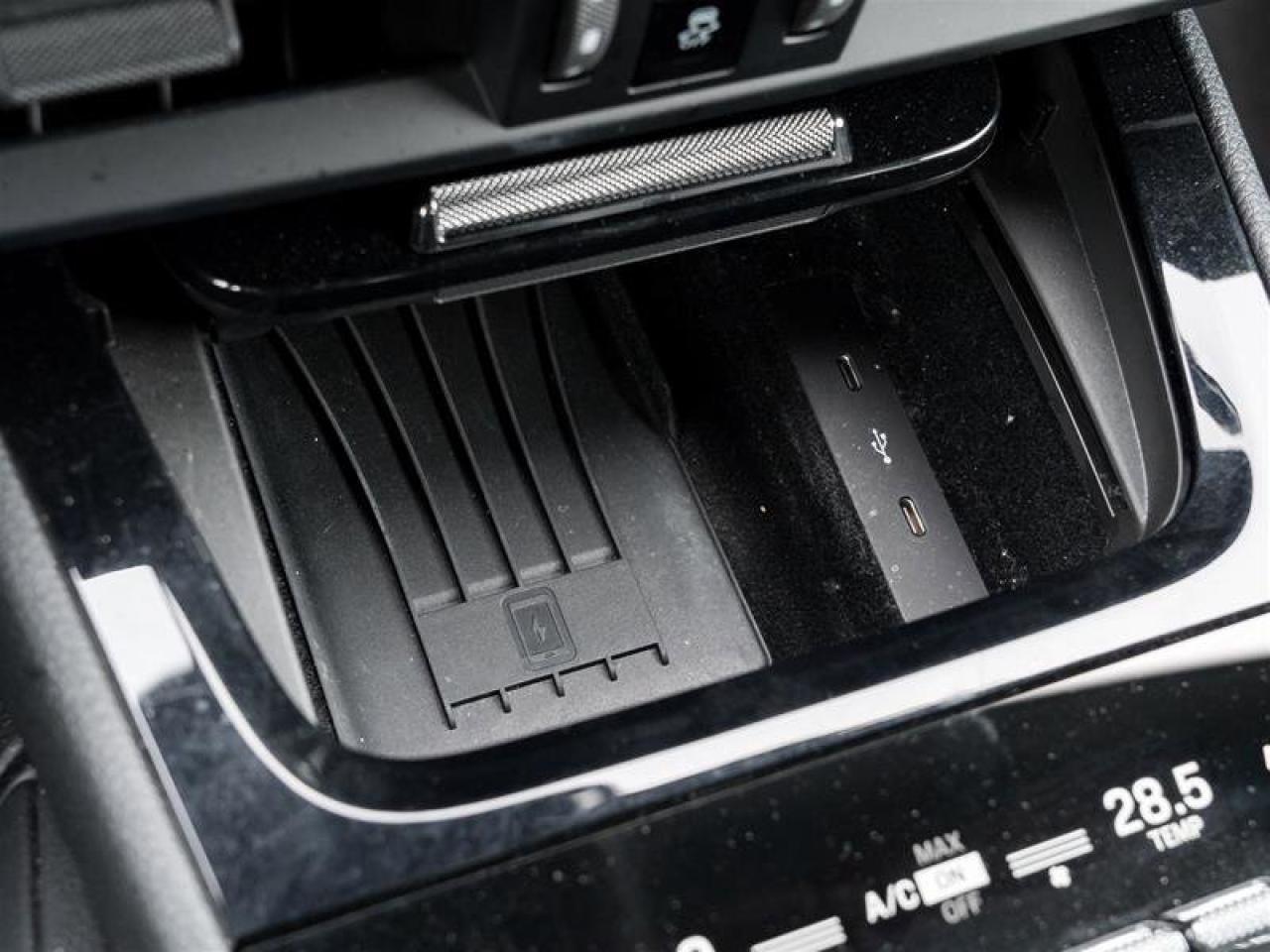 2024 Porsche Cayenne AWD CPO Premium Pkg Surround View Roof Rails in Al Photo