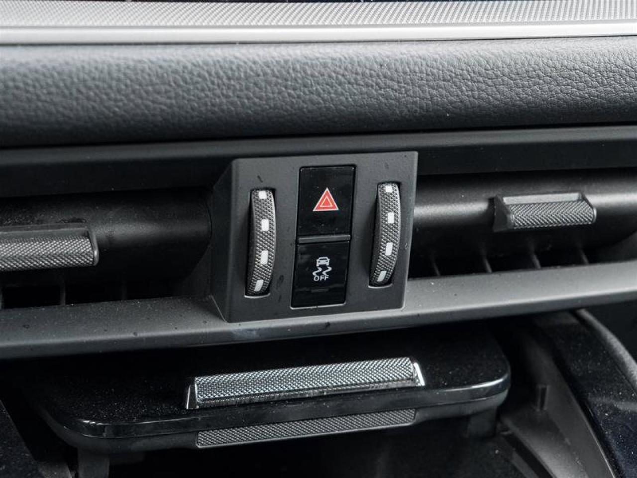 2024 Porsche Cayenne AWD CPO Premium Pkg Surround View Roof Rails in Al Photo