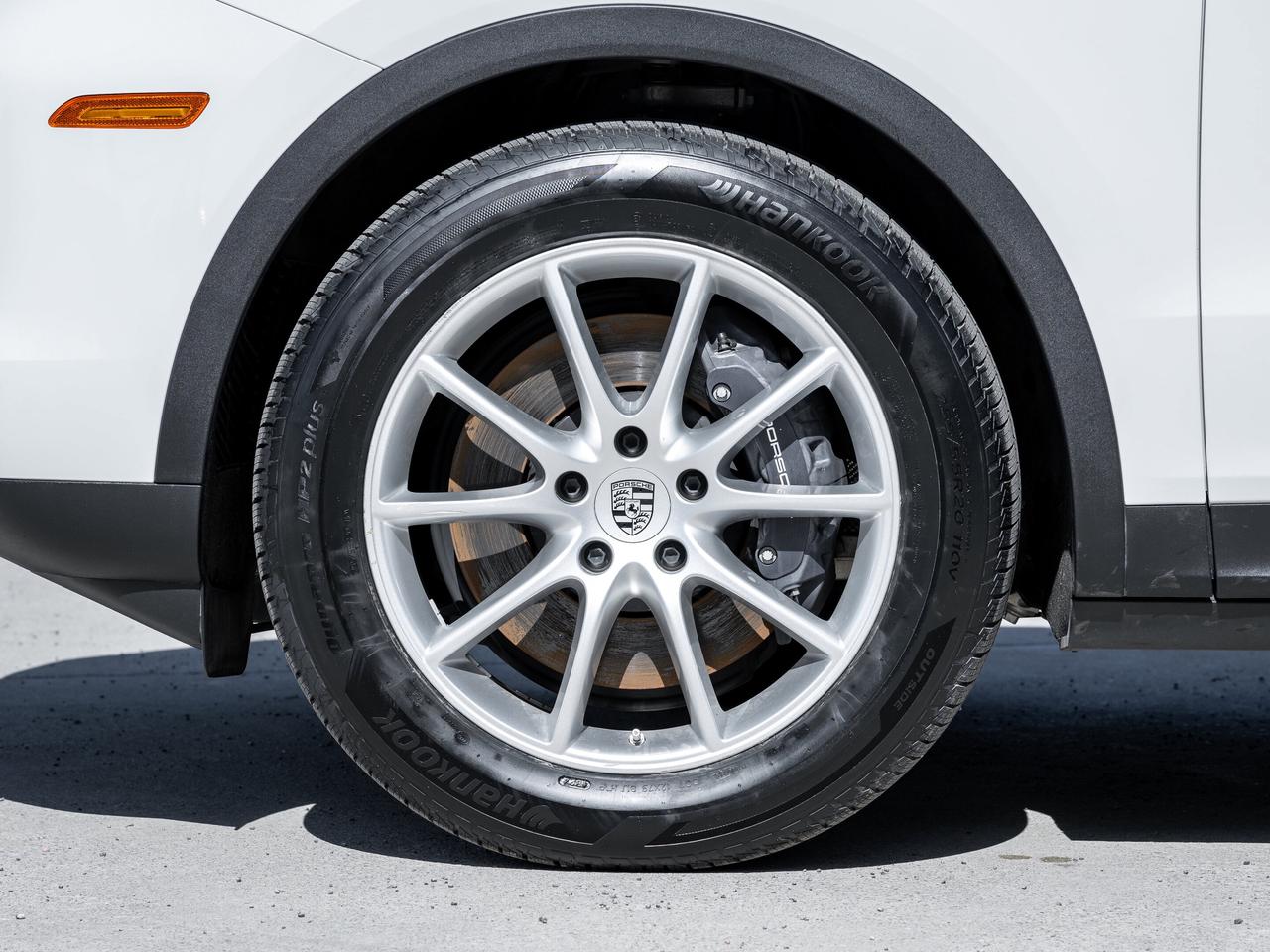 2024 Porsche Cayenne AWD CPO Premium Pkg Surround View Roof Rails in Al Photo