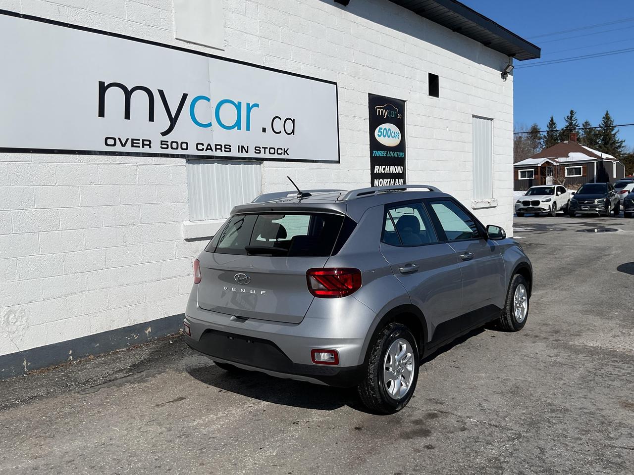 2025 Hyundai Venue  Photo