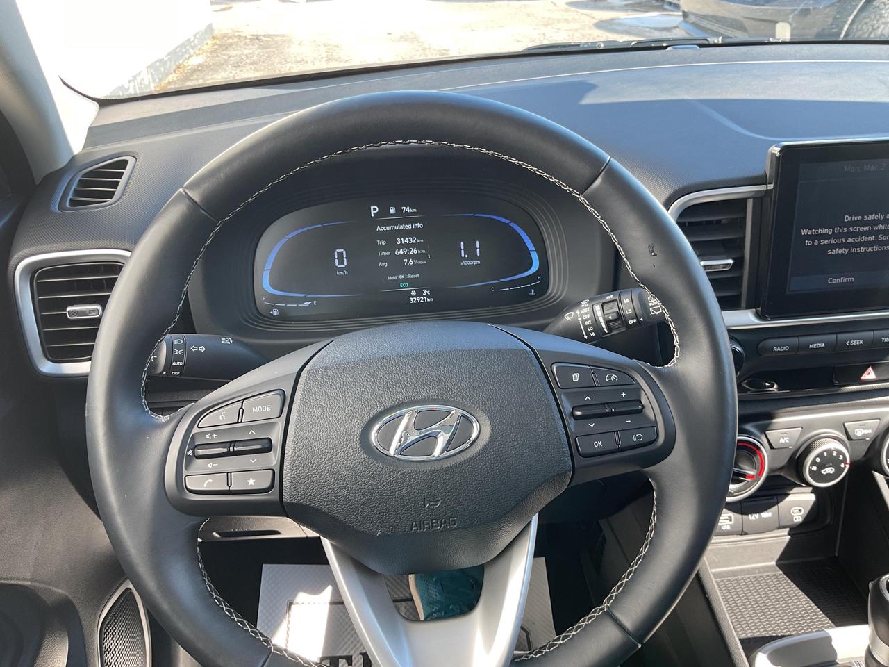 2025 Hyundai Venue  Photo