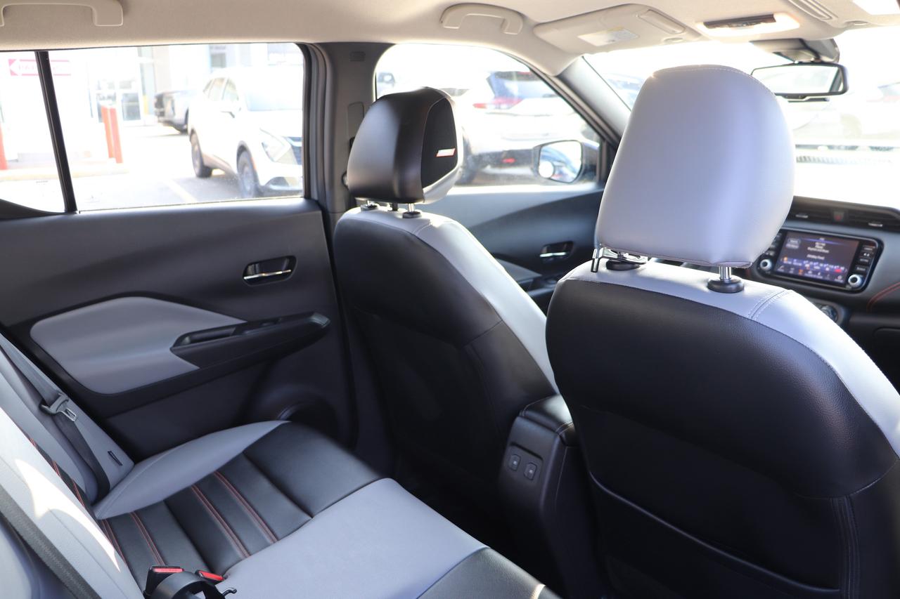 2022 Nissan Kicks SR PREMIUM PACKAGE 1 OWNER BOSE SOUND LEATHERETTE Photo