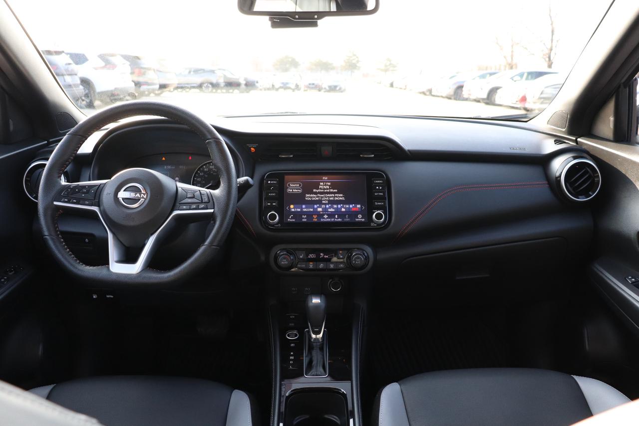 2022 Nissan Kicks SR PREMIUM PACKAGE 1 OWNER BOSE SOUND LEATHERETTE Photo