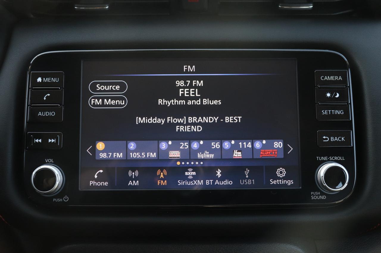 2022 Nissan Kicks SR PREMIUM PACKAGE 1 OWNER BOSE SOUND LEATHERETTE Photo