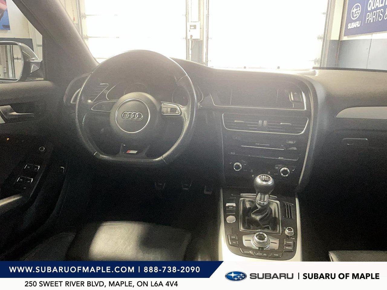 2016 Audi A4 4dr Sdn Man Progressiv plus quattro Photo