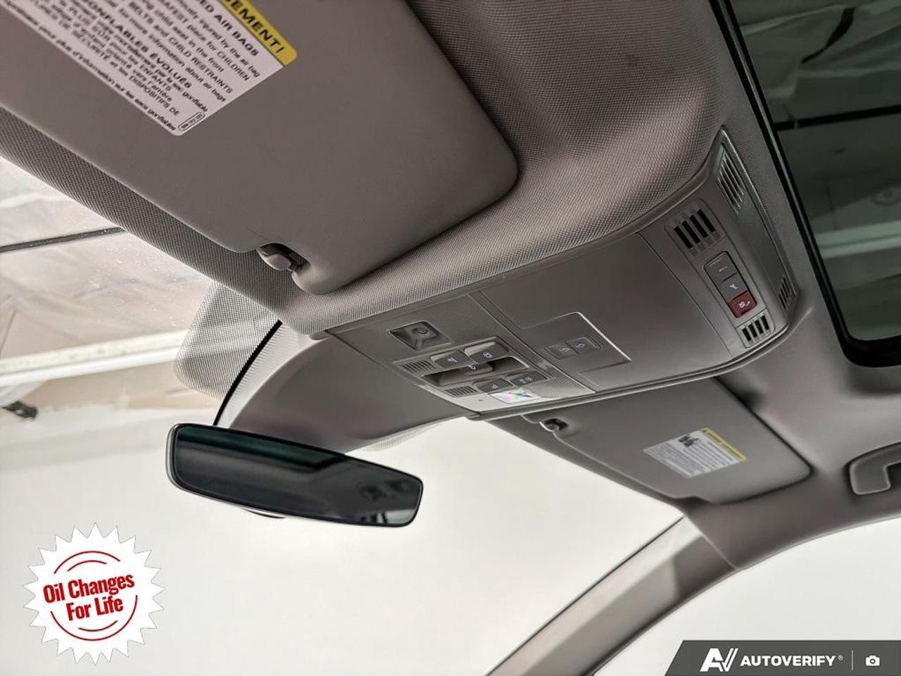 2022 Volkswagen Tiguan COMFORTLINE 4Motion Photo
