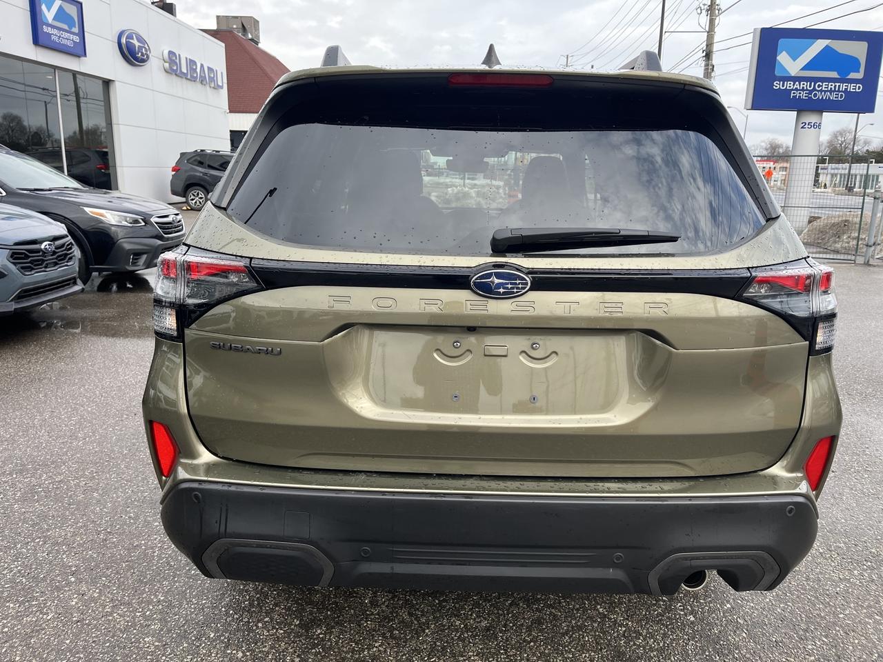 2026 Subaru Forester LIMITED AWD Photo3