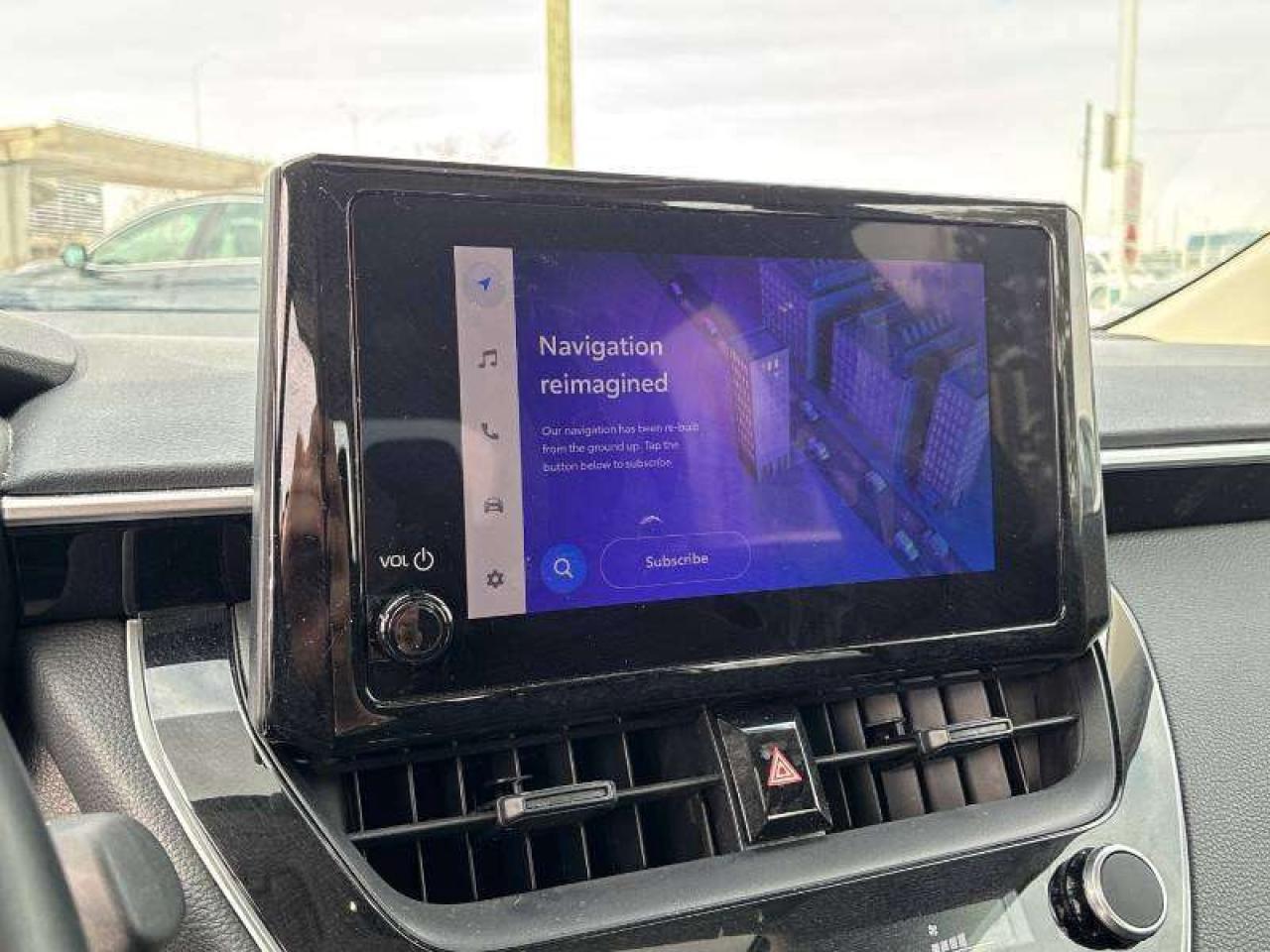 2024 Toyota Corolla Toyota Warranty l LE l CVT l 2.0 l 4Cyl l Like New Photo