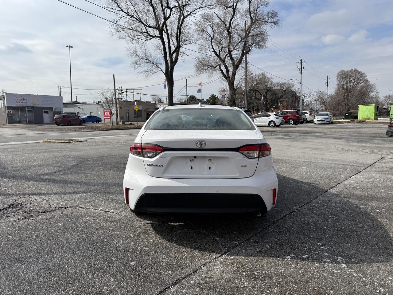 2024 Toyota Corolla Toyota Warranty l LE l CVT l 2.0 l 4Cyl l Like New Photo