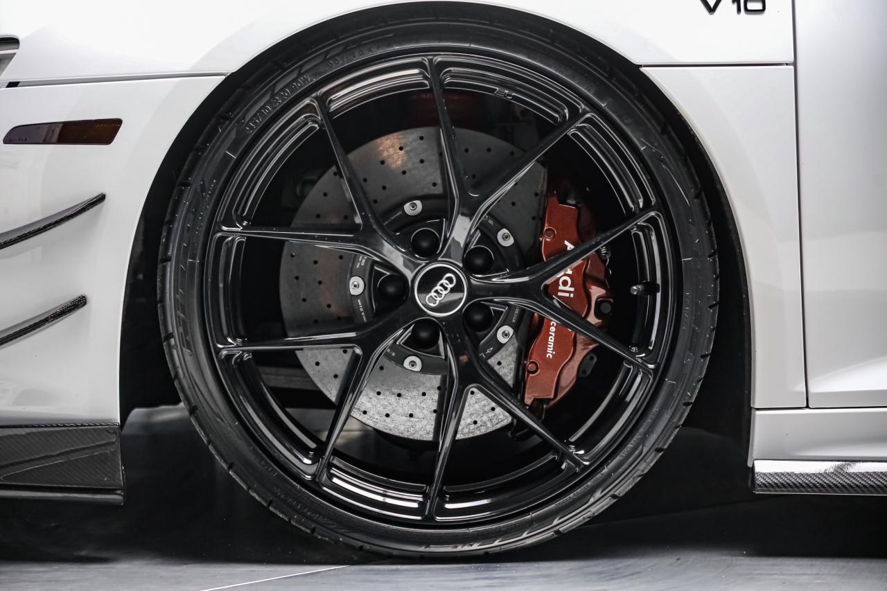 2017 Audi R8 V10 PLUS VF SUPERCHARGED 830HP CUSTOMWHEELS CARBON Photo