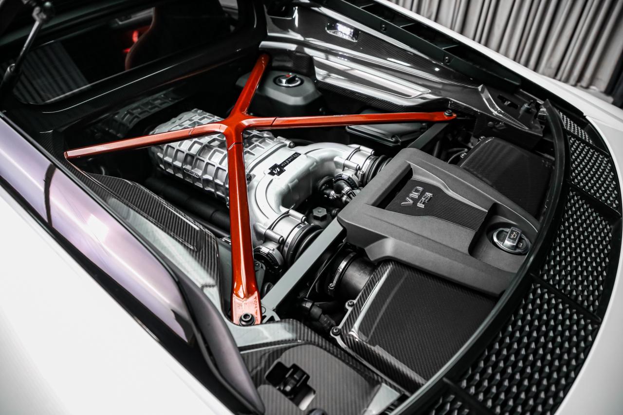 2017 Audi R8 V10 PLUS VF SUPERCHARGED 830HP CUSTOMWHEELS CARBON Photo