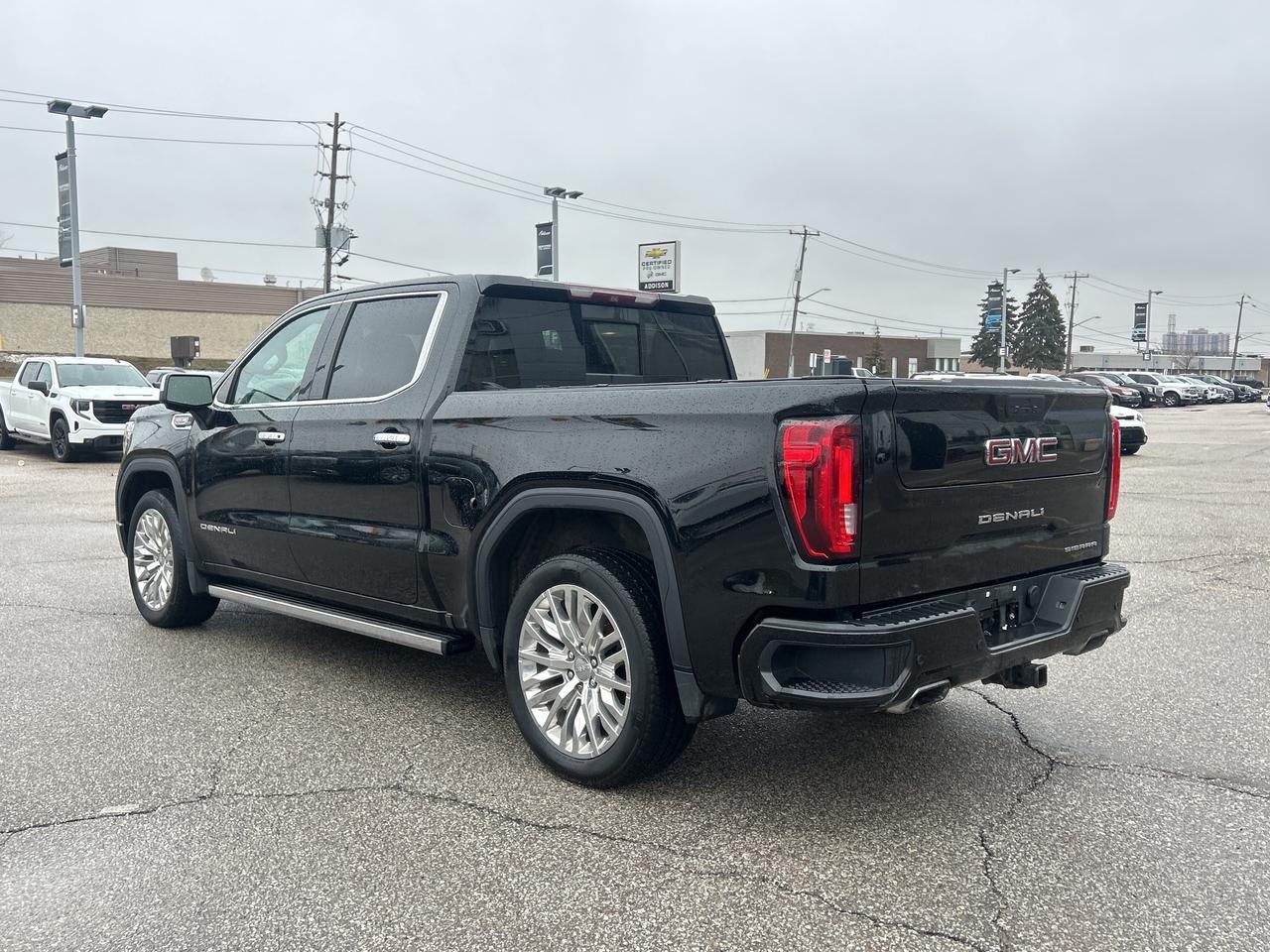 2019 GMC Sierra 1500 4WD Crew Cab 147  Denali Photo2
