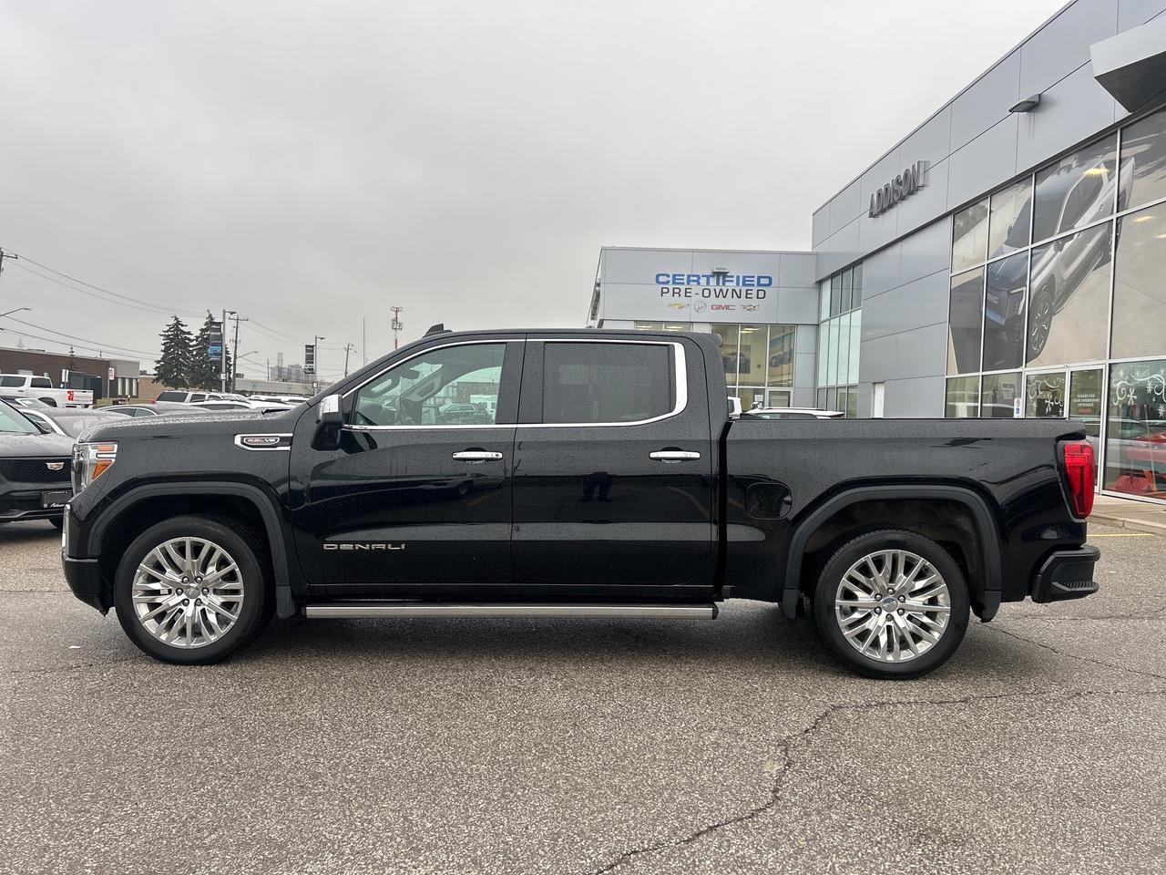 2019 GMC Sierra 1500 4WD Crew Cab 147  Denali Photo